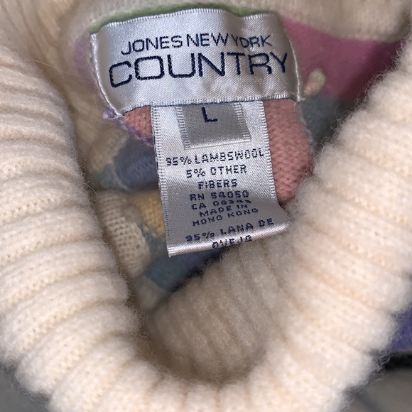 Jones New York Vintage Lambswool Turtleneck Sweater - Picture 8 of 8